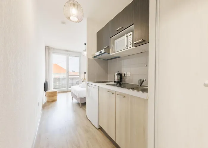 شقة 3 Le Loki - Tramway - Wifi - Balcon كليرمونت-فيراند